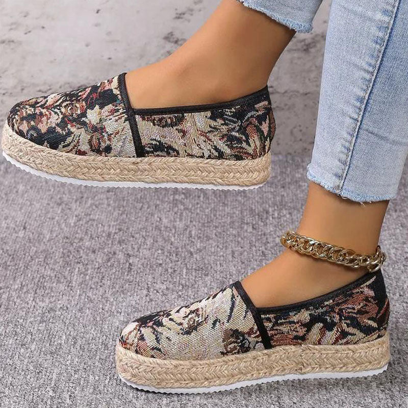Vintage Flatform Slip-On Shoes