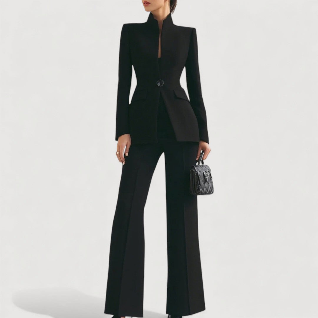 THEA – Sophisticated Tailored Ensemble