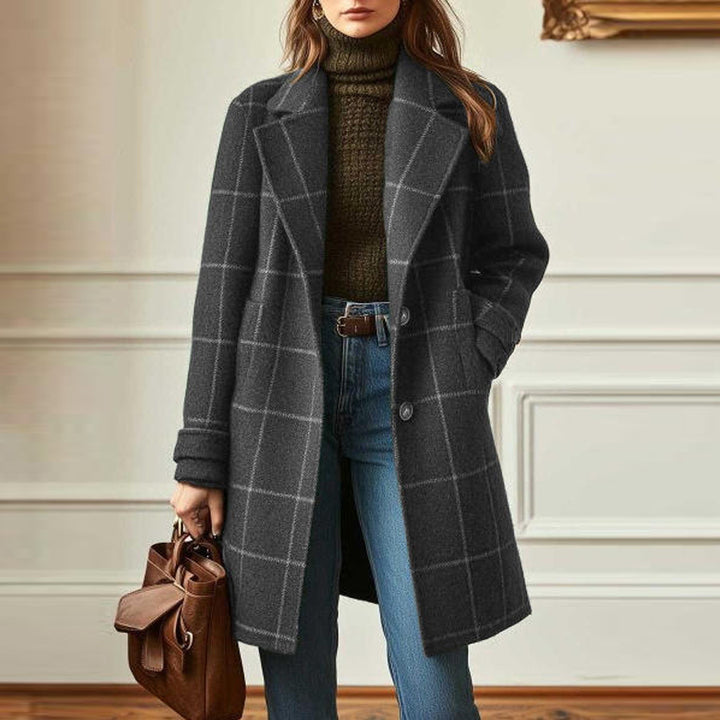Emily – Classic Checked Coat